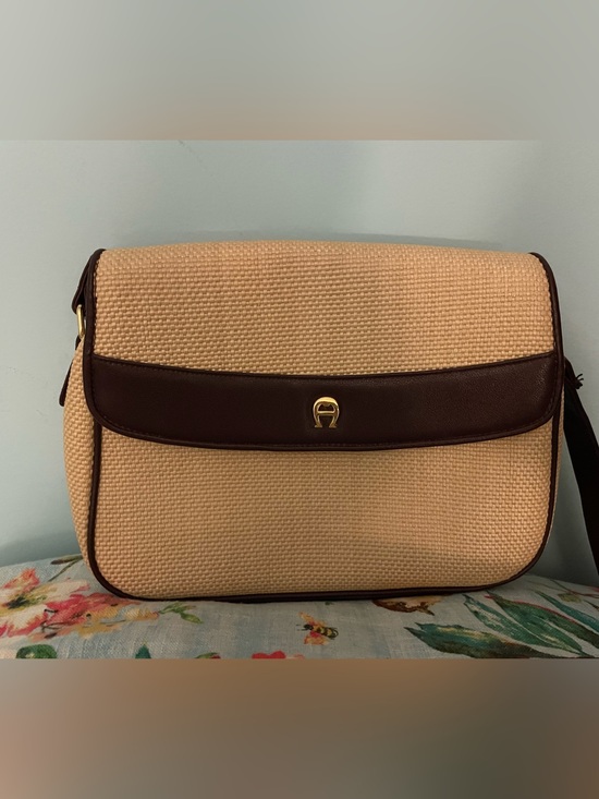 Etienne Aigner Handbags - Pristine Etienne Aigner Beige Woven body and Brown leather trimmed Shoulder Bag